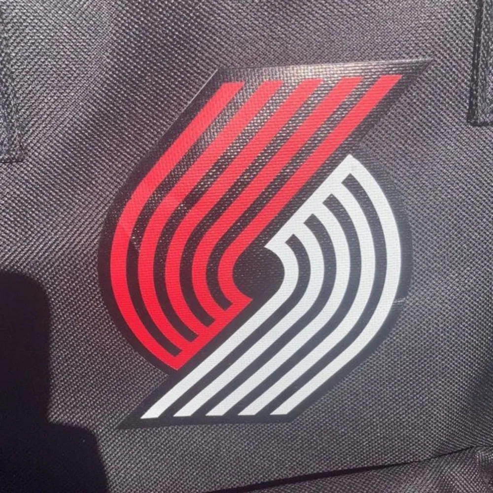Official NBA Merch - Picture 1 of 5
